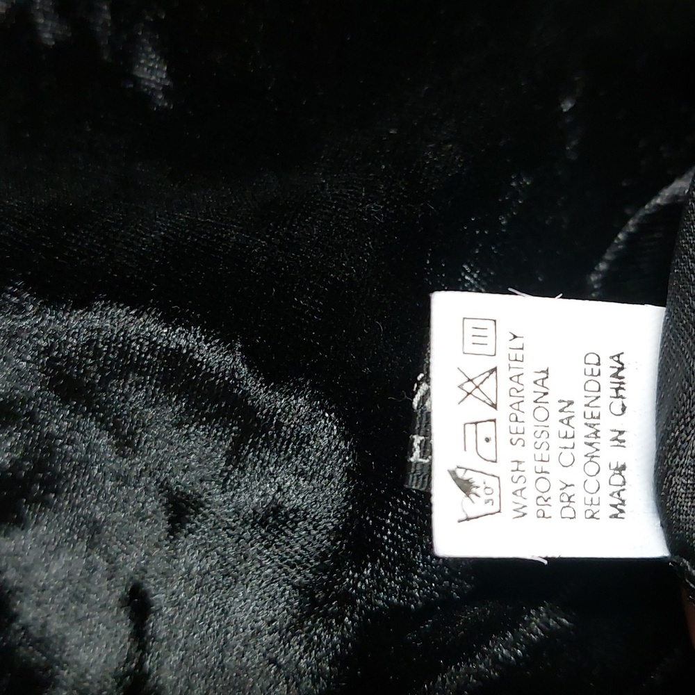 SALE Black Velvet, Skater Dress, Goth, XL - Picture 11 of 13